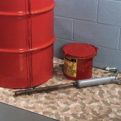 PIG® Ham-O® Oil-Only Absorbent Mat Roll