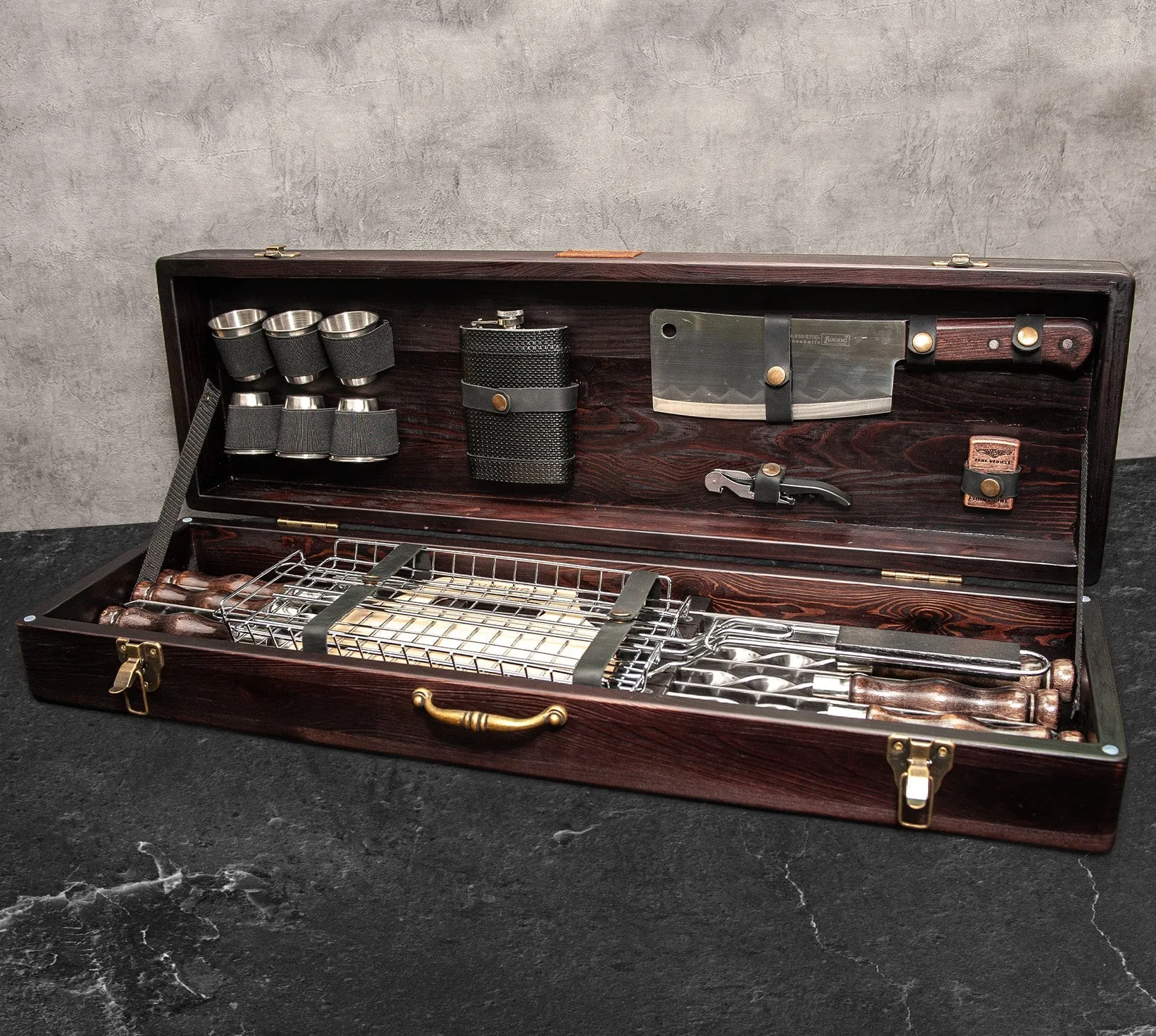 "Leopard" Grilled Kabobs BBQ Skewers Set  in a Wooden Case, 19 items