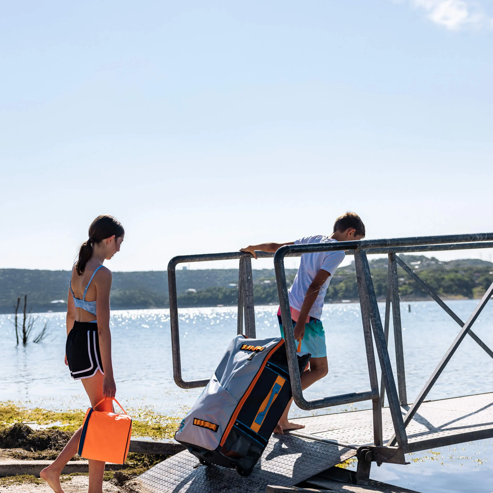 REEF | Inflatable Water Mat