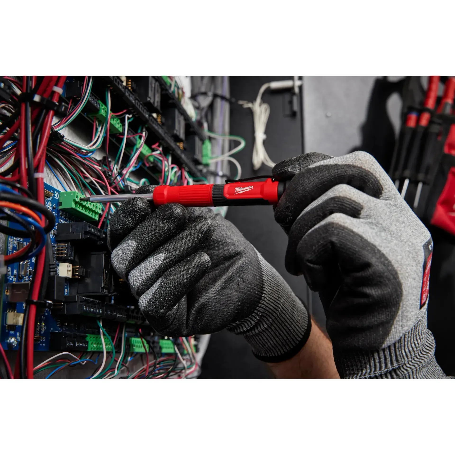 Screwdriver - Milwaukee 4-in-1 Pocket Precision Multi-Bit Screwdriver, 48-22-2932